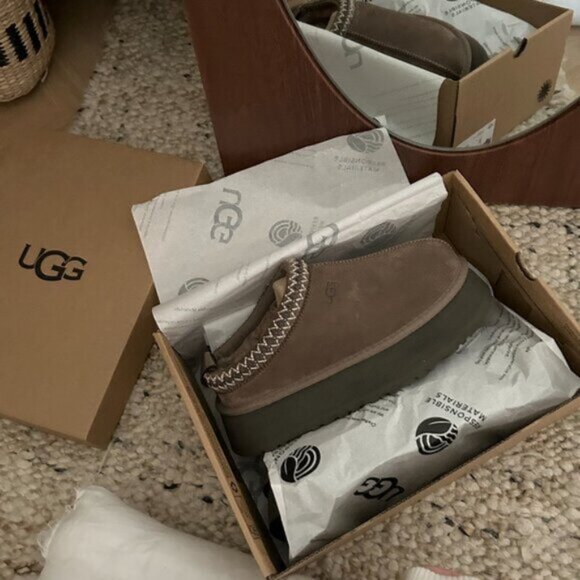 UGG Women's Tazz Hickory - Picture 3 of 9